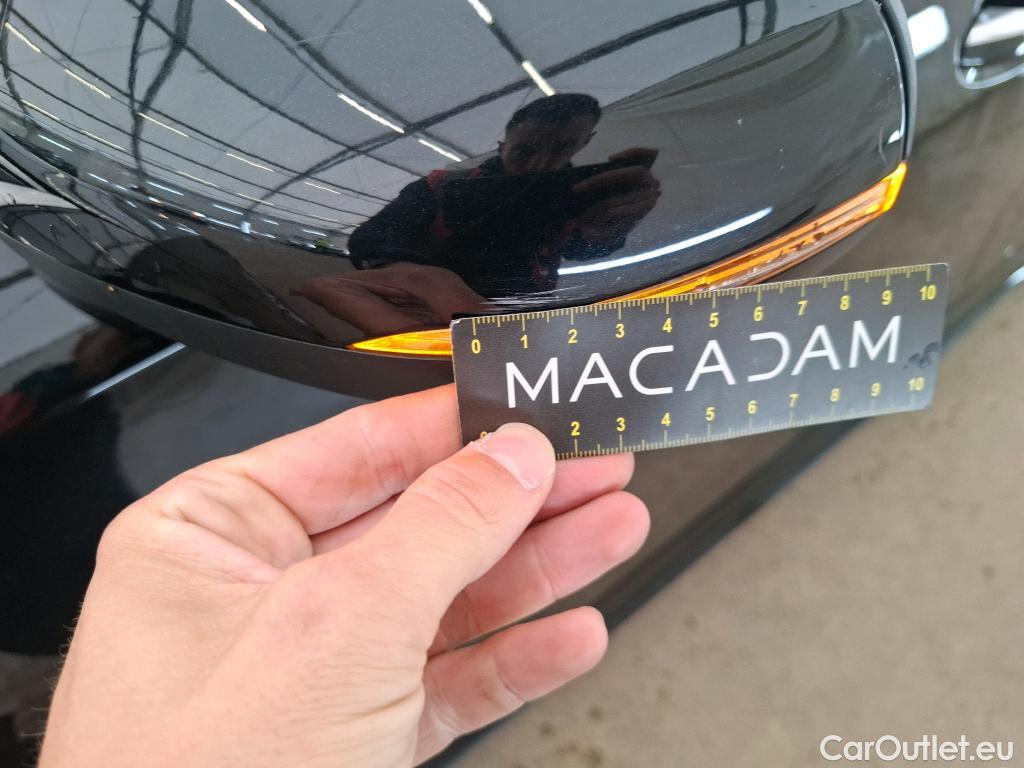  Mercedes  A-Klasse MERCEDES-BENZ Classe A Compact  2018 5P Berline A 200 d AMG Line 8G DCT #91