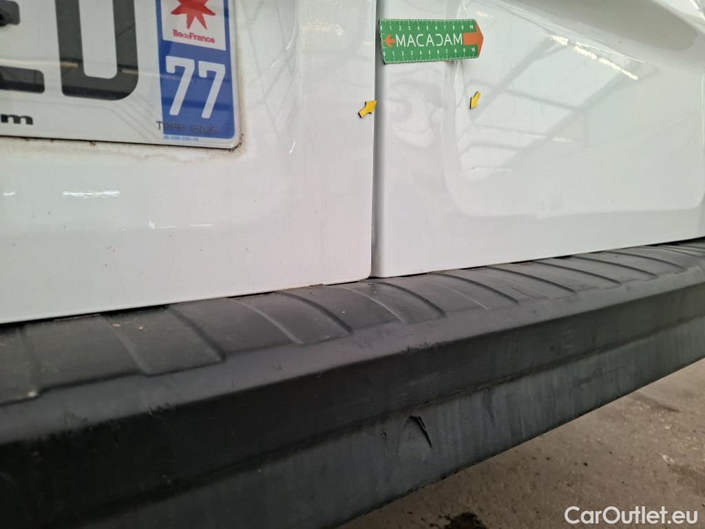  Renault  Trafic RENAULT  4p Combi Zen L1 Energy dCi 125 8 places #16