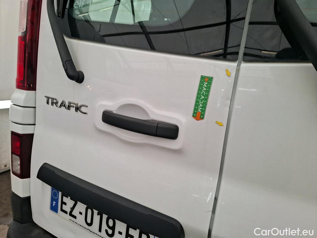  Renault  Trafic RENAULT  4p Combi Zen L1 Energy dCi 125 8 places #8