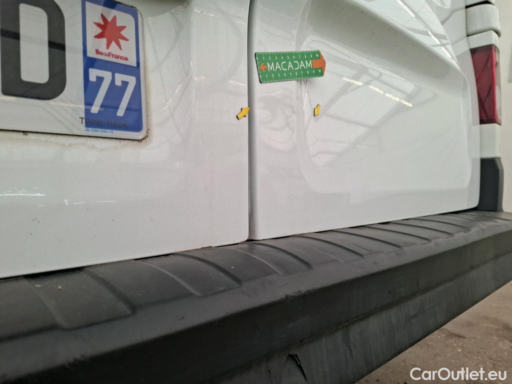  Renault  Trafic RENAULT  4p Combi Zen L1 Energy dCi 125 8 places #15