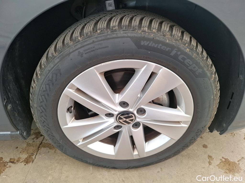  Volkswagen  Golf  VIII Berline Life 1st 2.0 TDI 115CV BVA7 E6d #9