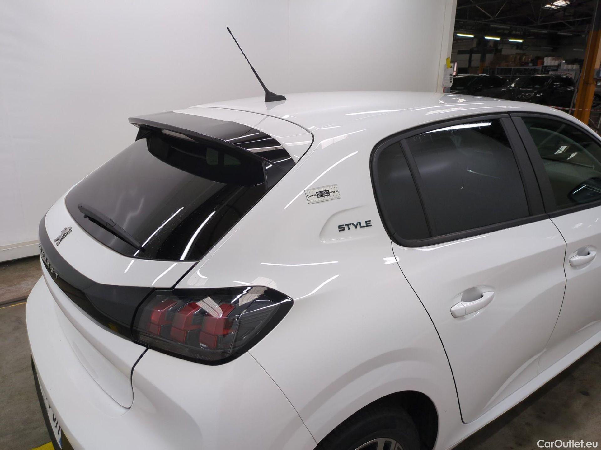  Peugeot  208  Style 1.2 PureTech 75CV BVM5 E6d #15