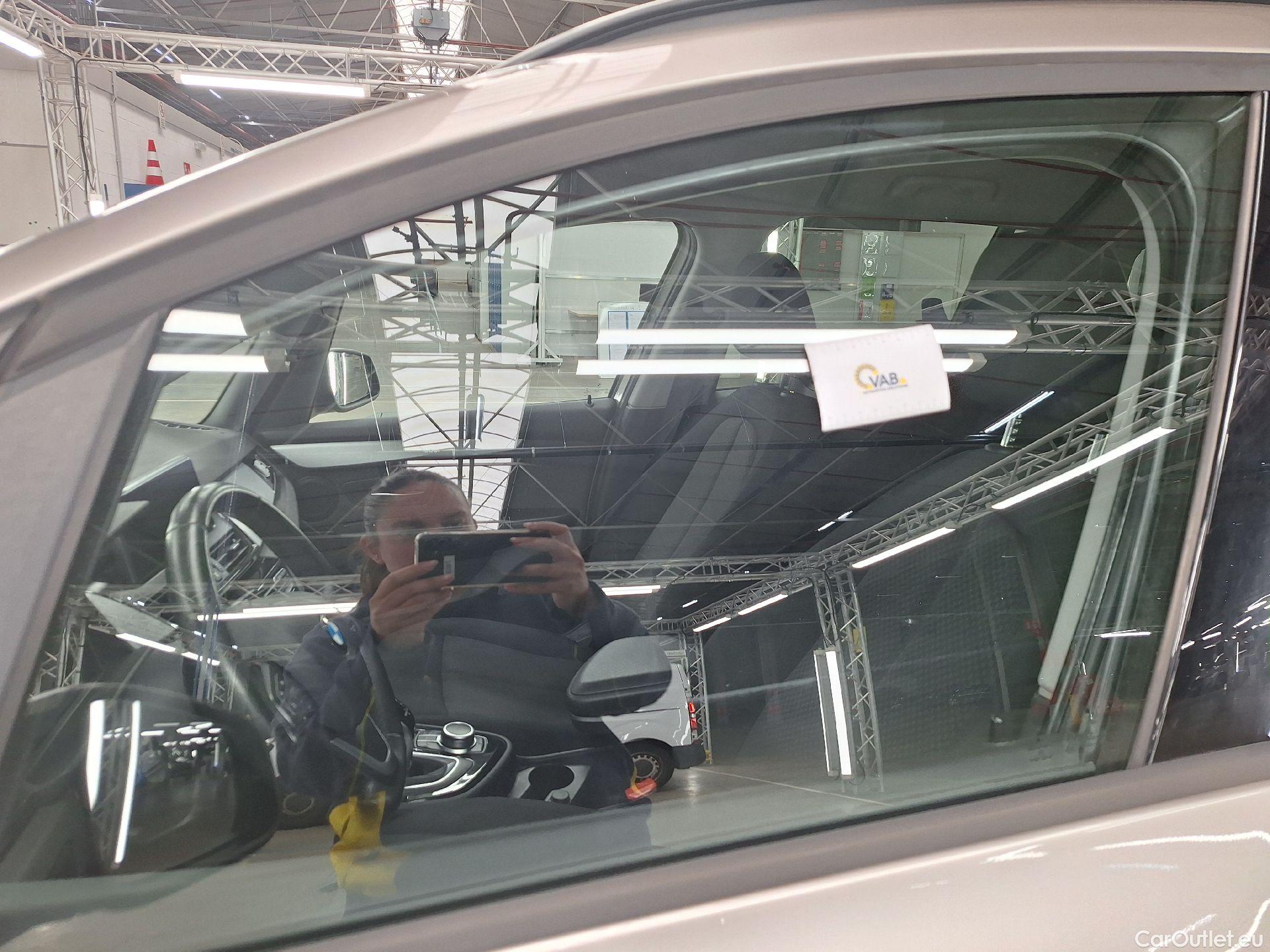  Bmw  Serie 2 BMW, 2-serie GranTour '18, BMW 2 Reeks Gran Tourer 218d (110kW) Aut. 5d #71