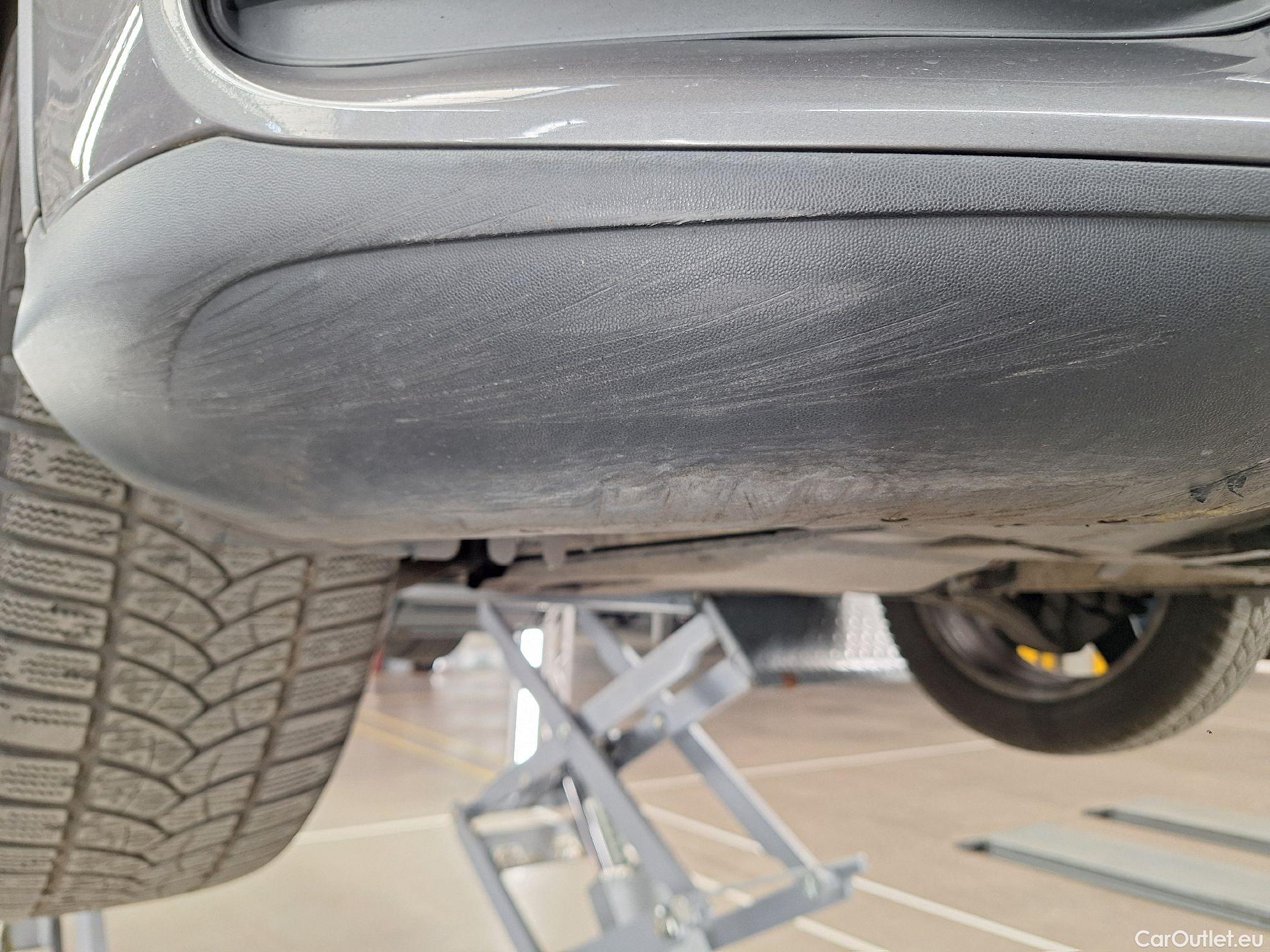  Mercedes  GLA Mercedes,  FL'17, Mercedes-Benz   200 5d #56