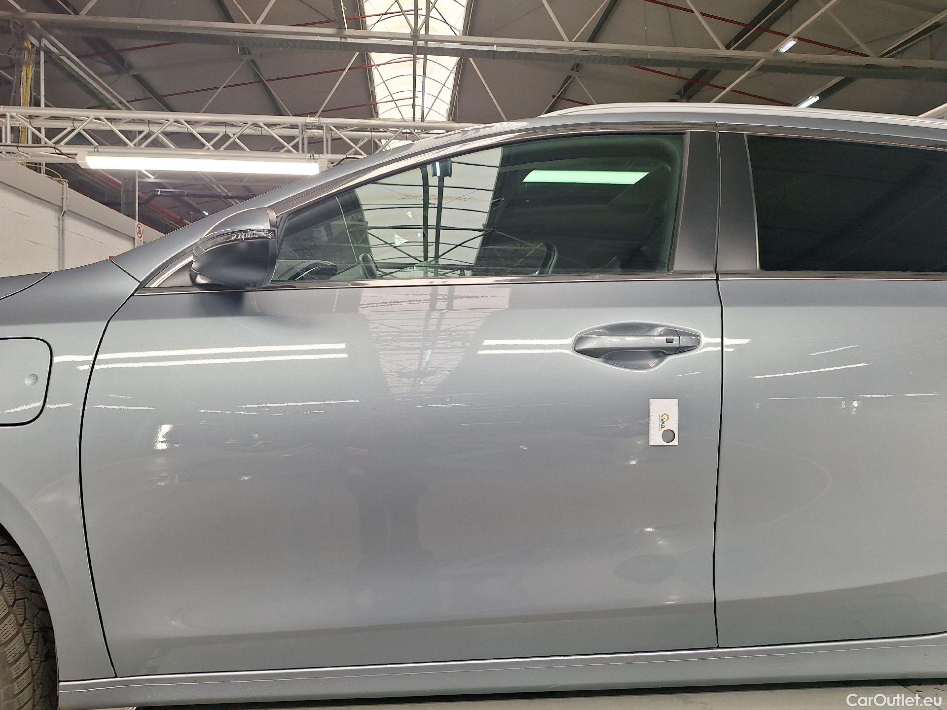  KIA  Cee'd Kia, Ceed SW FL'21 PHEV, KIA  Sportswagon Business Line 1.6 GDi PHEV D #39