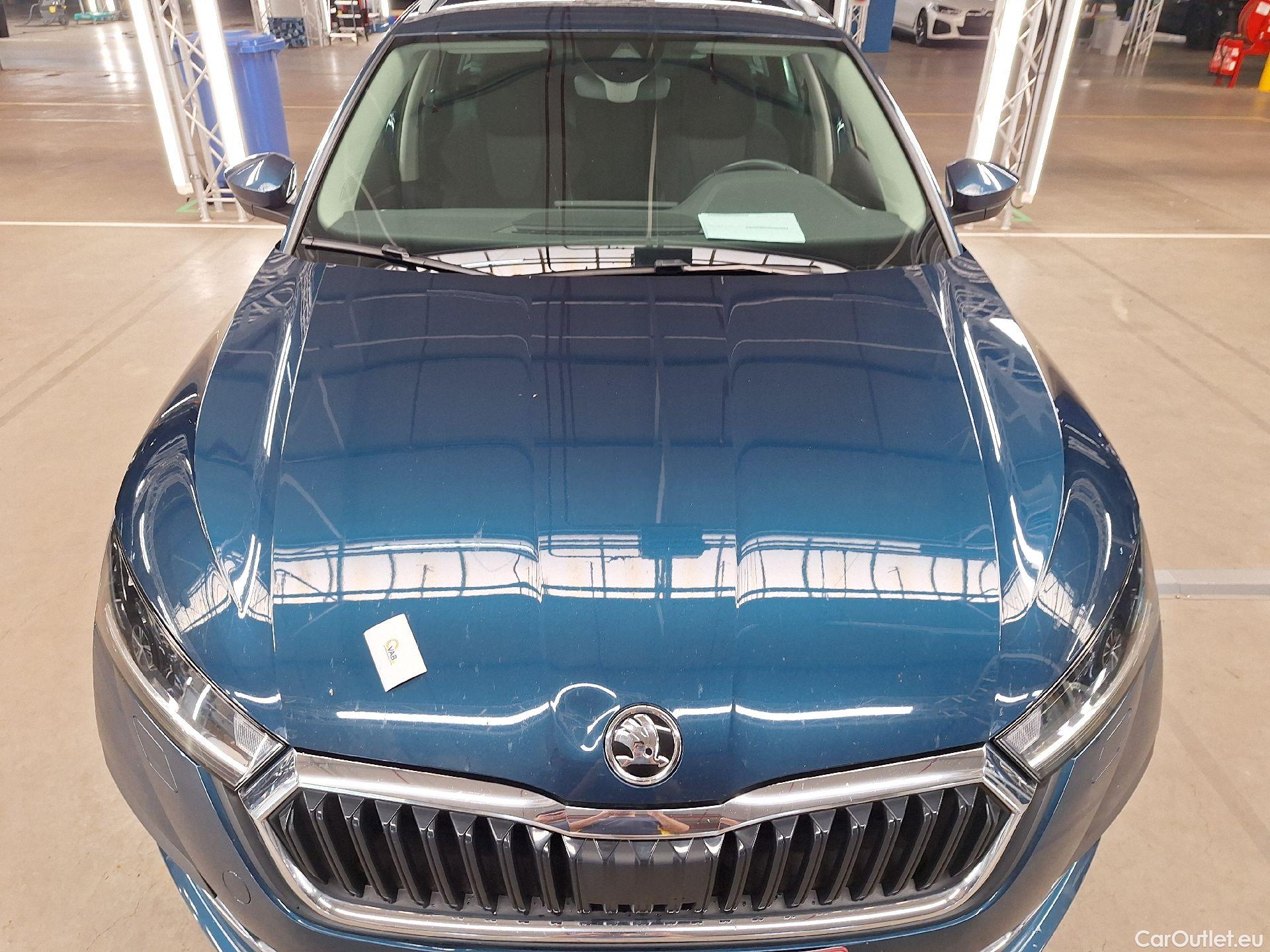  Skoda  Octavia Skoda,  Combi '20, Skoda  Combi 2.0 CRTDI 85kW DSG7 Clever 5d #1