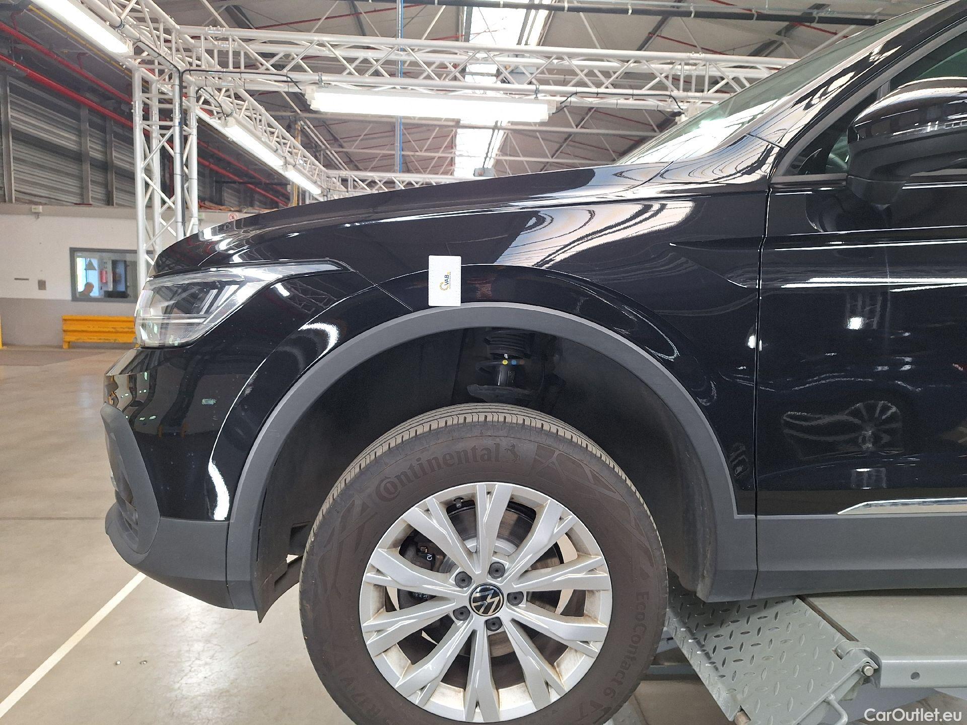  Volkswagen  Tiguan VW,  FL'20, Volkswagen  1.5 TSI 110kW Life 5d #3