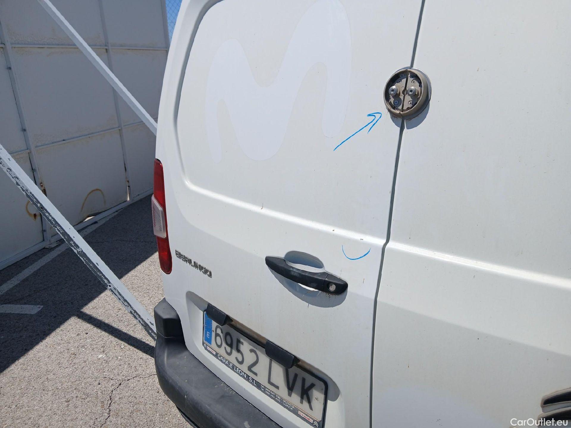  Citroen  Berlingo CITROEN  / 2018 / 4P / furgón derivado de turismo Talla M BlueHDi 100 CLUB #31
