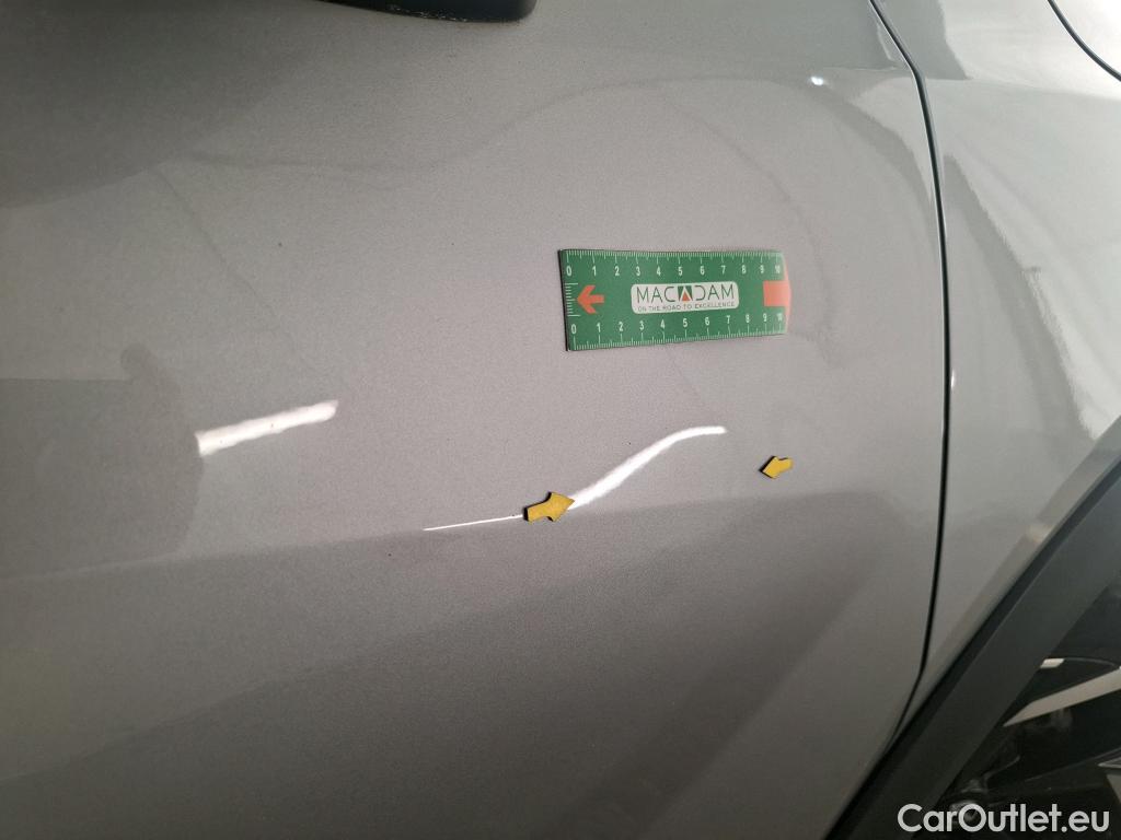  Nissan  Juke NISSAN   2019 5P Crossover Hybrid 143 Business  #8