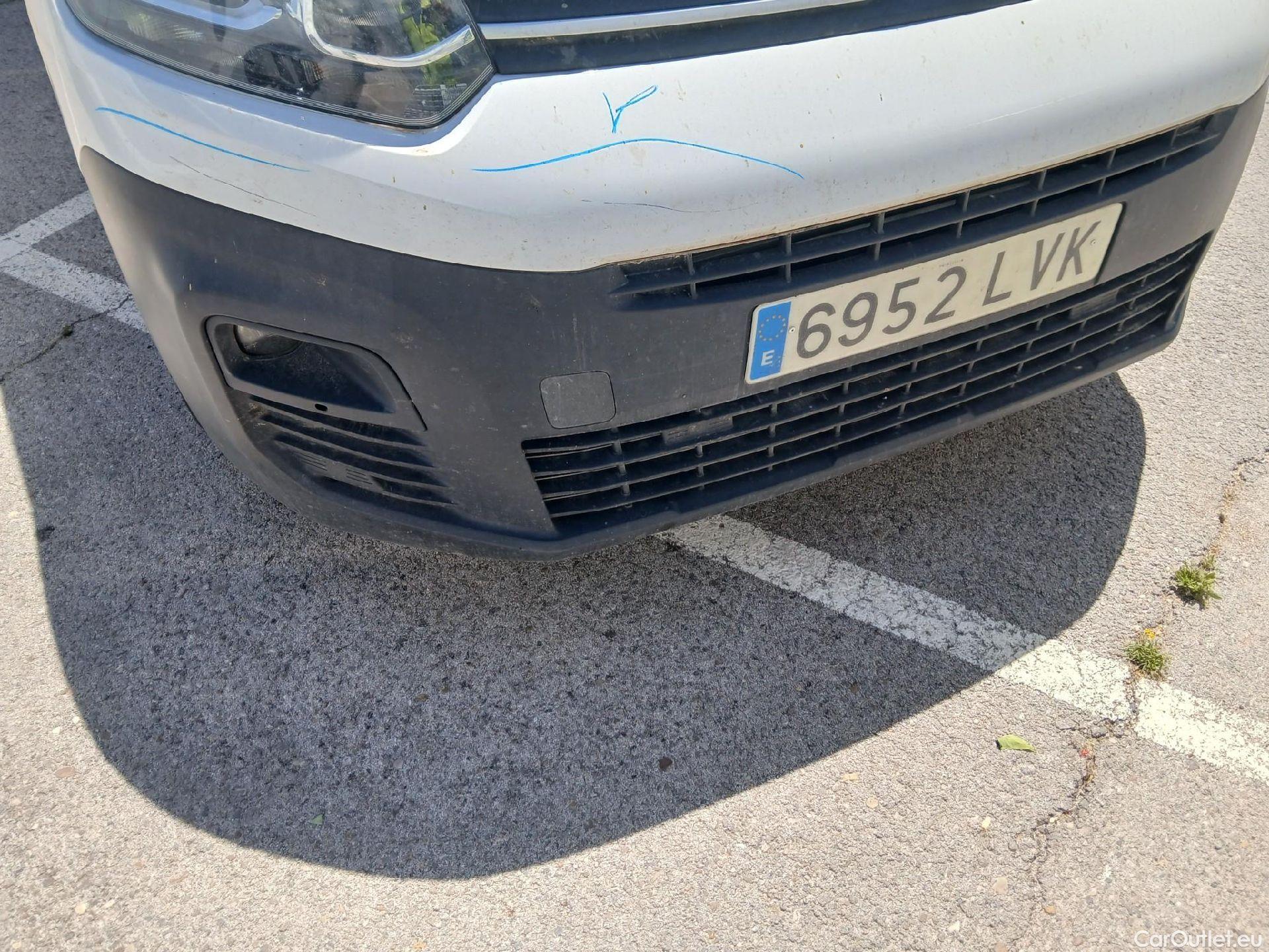  Citroen  Berlingo CITROEN  / 2018 / 4P / furgón derivado de turismo Talla M BlueHDi 100 CLUB #3