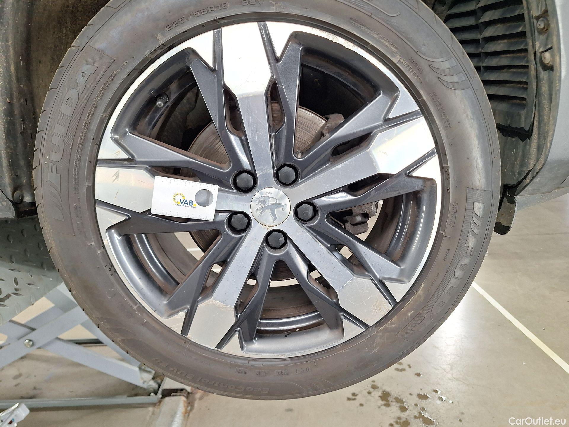  Peugeot  5008 Peugeot,  '16, Peugeot  2.0 BlueHDi 132kW S&S EAT8 GT Line 5d #51