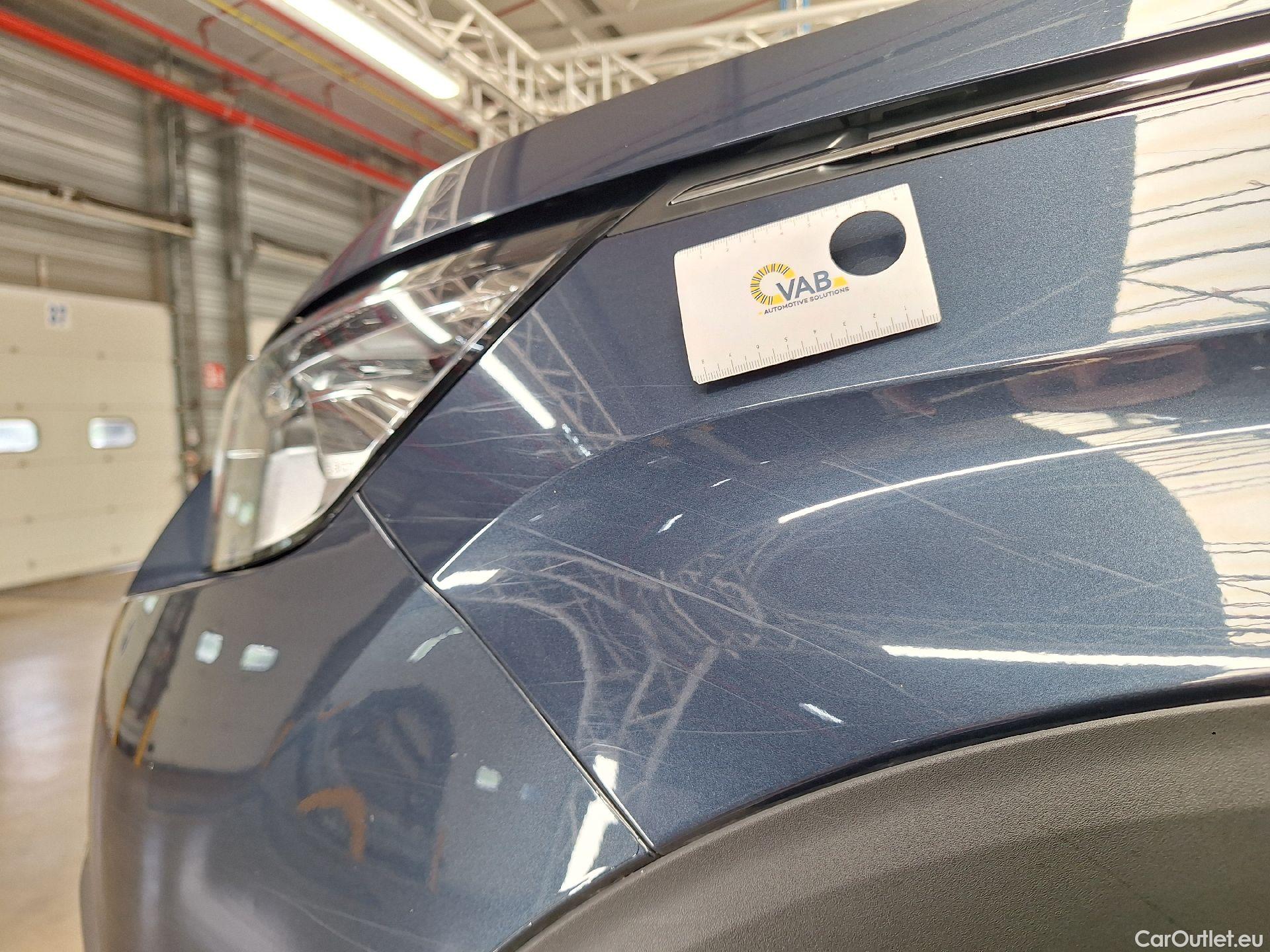  Peugeot  5008 Peugeot,  '16, Peugeot  2.0 BlueHDi 132kW S&S EAT8 GT Line 5d #21
