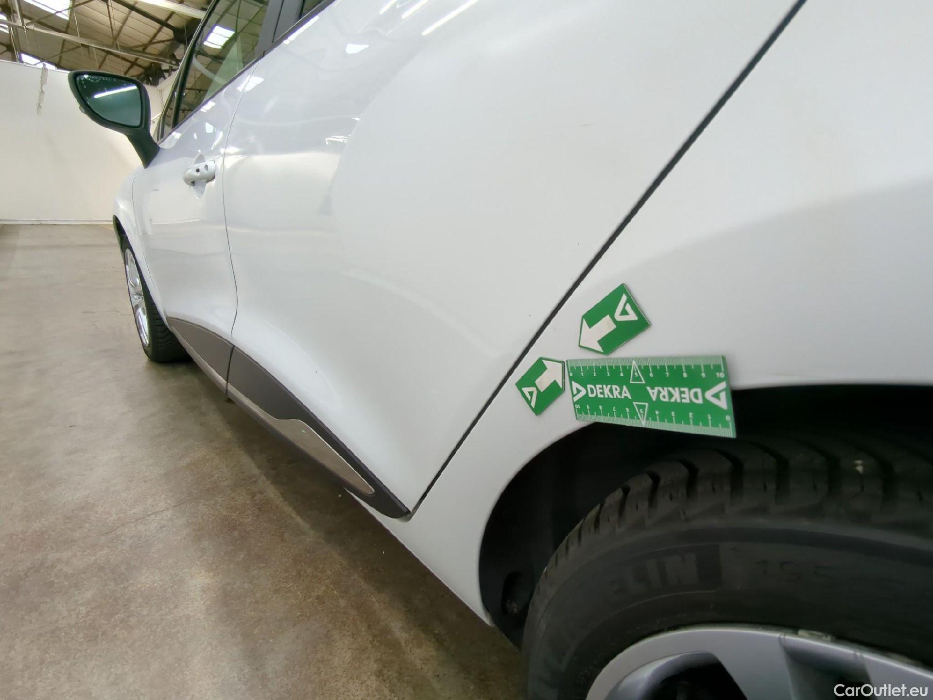  Renault  Clio  IV Business 0.9 TCe 90CV BVM5 E6 #24