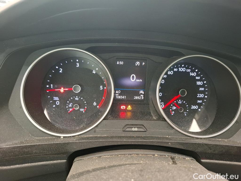  Volkswagen  Tiguan VOLKSWAGEN  / 2016 / 5P / SUV 2.0 TDI 150 DSG7 Confortline Business #20