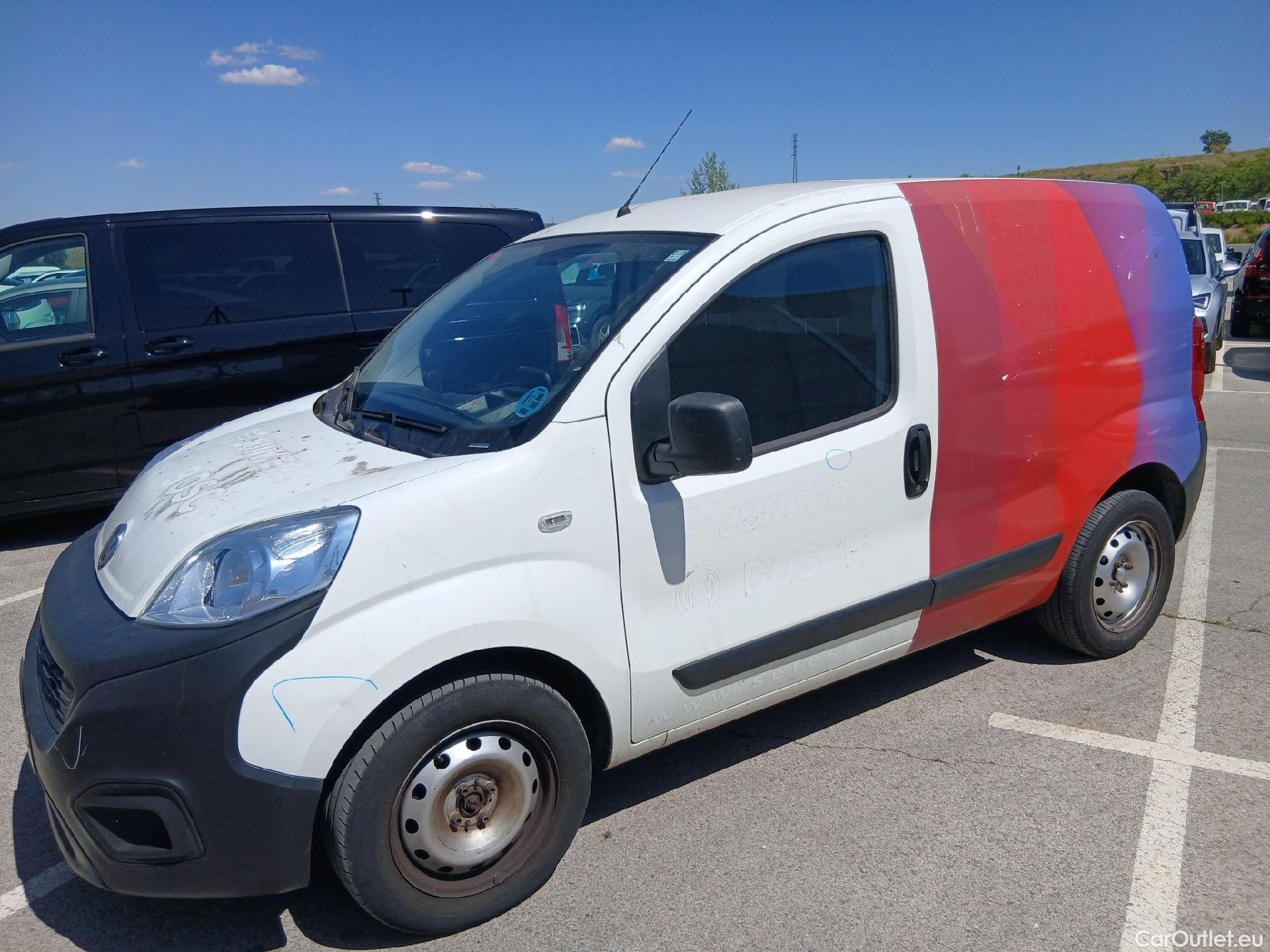  Fiat  Fiorino FIAT  / 2016 / 3P / furgón derivado de turismo Cargo Base N1 1.3 MJet 59 kW (80 CV) #13