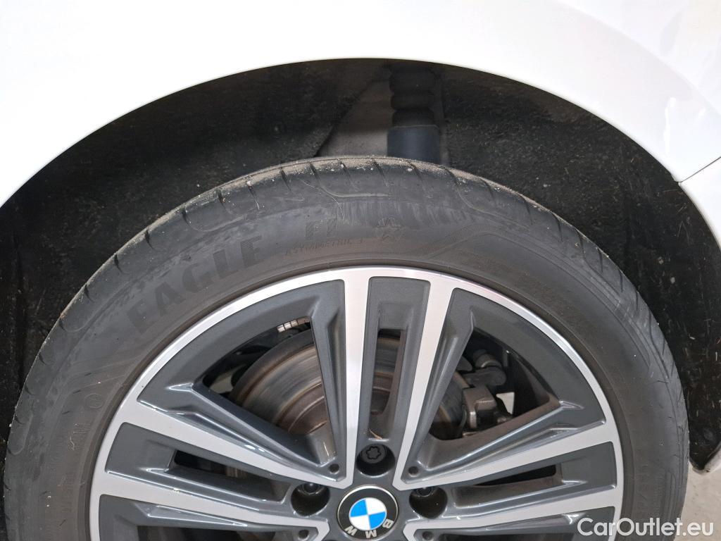  Bmw  Serie 1 BMW Série 1 / 2019 / 5P / Berline 116i DKG7 Business Design #4