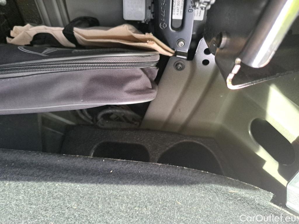  Mercedes  V-Klasse MERCEDES-BENZ Clase V / 2014 / 5P / monovolumen 220 d Avantgarde Compacto #25
