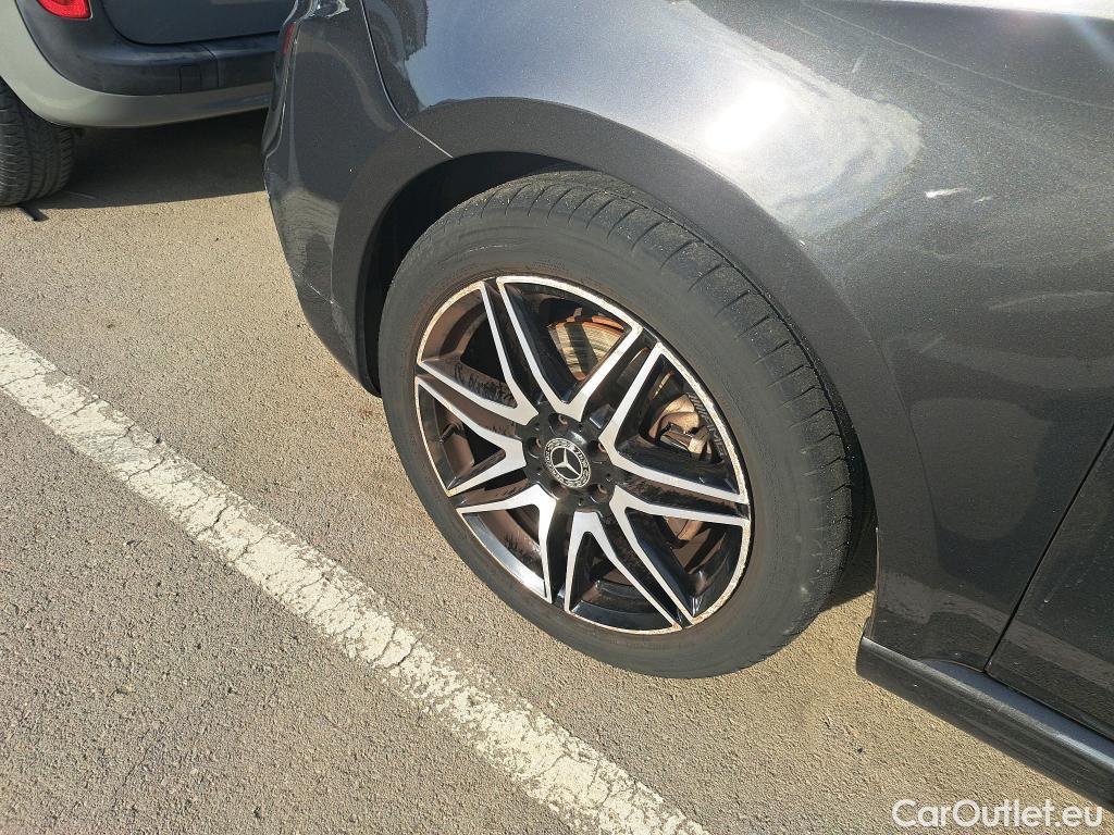  Mercedes  V-Klasse MERCEDES-BENZ Clase V / 2014 / 5P / monovolumen 220 d Avantgarde Compacto #1