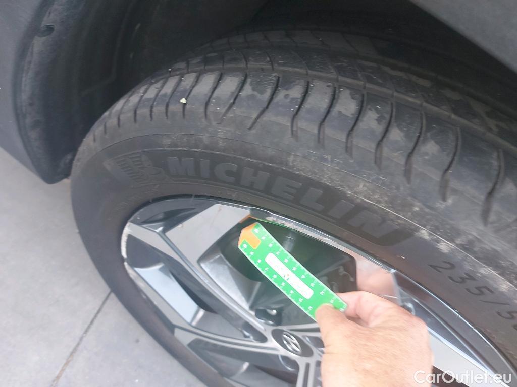  Hyundai  Tucson HYUNDAI  / 2020 / 5P / todoterreno 1.6 TGDI 169kW HEV Tecno Auto 2C #5