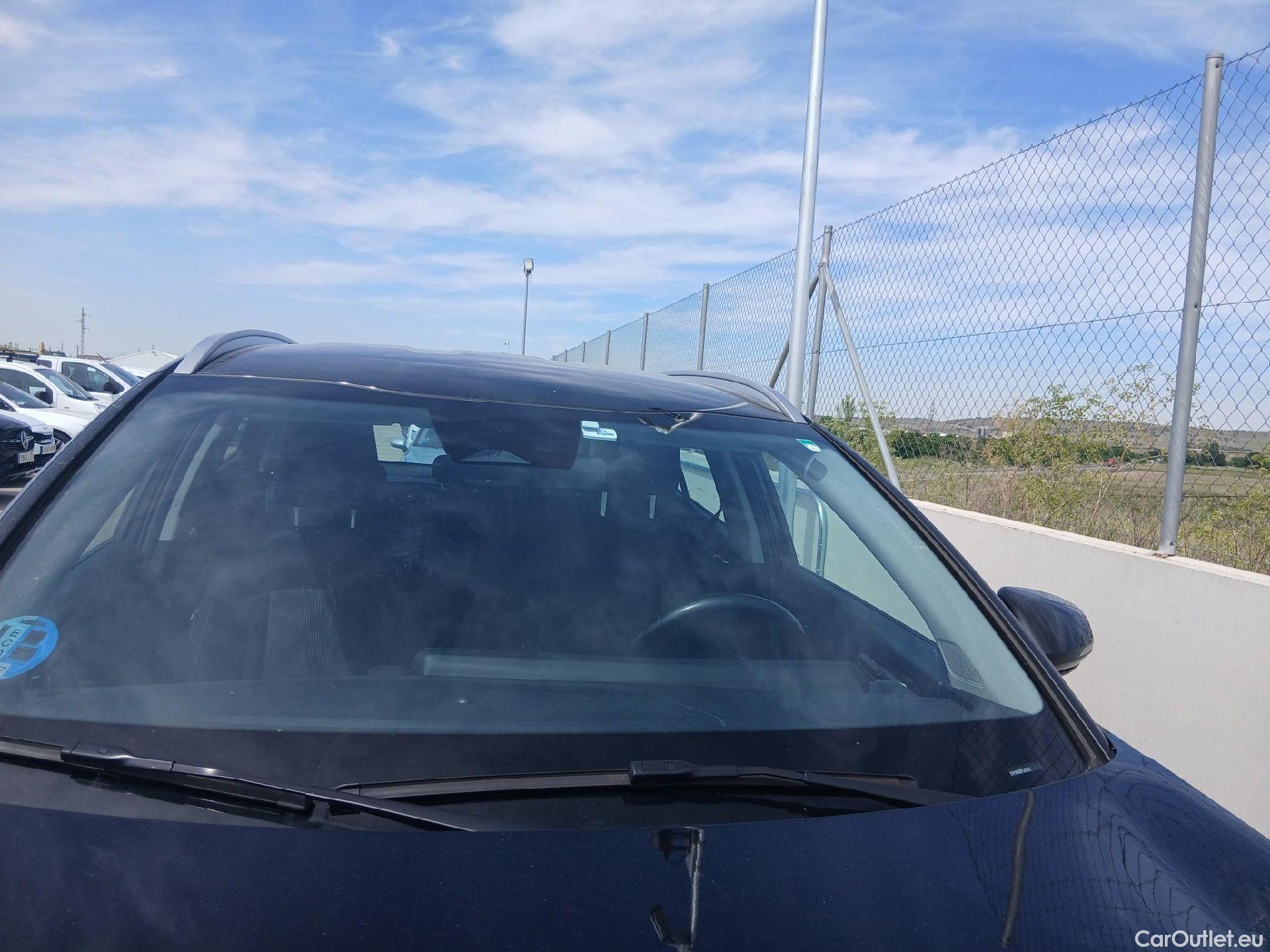  KIA  Sportage KIA  / 2022 / 5P / todoterreno 1.6 T-GDi HEV 171kW (230CV) Drive 4X2 #9