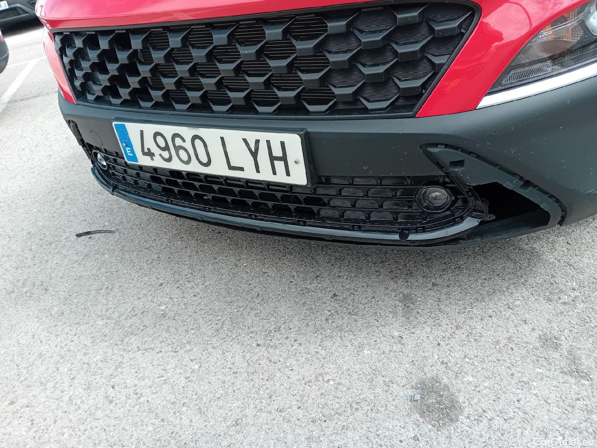  Hyundai  Konna HYUNDAI Kona / 5P / 1.0 TGDI Maxx 4X2 110 CV #12