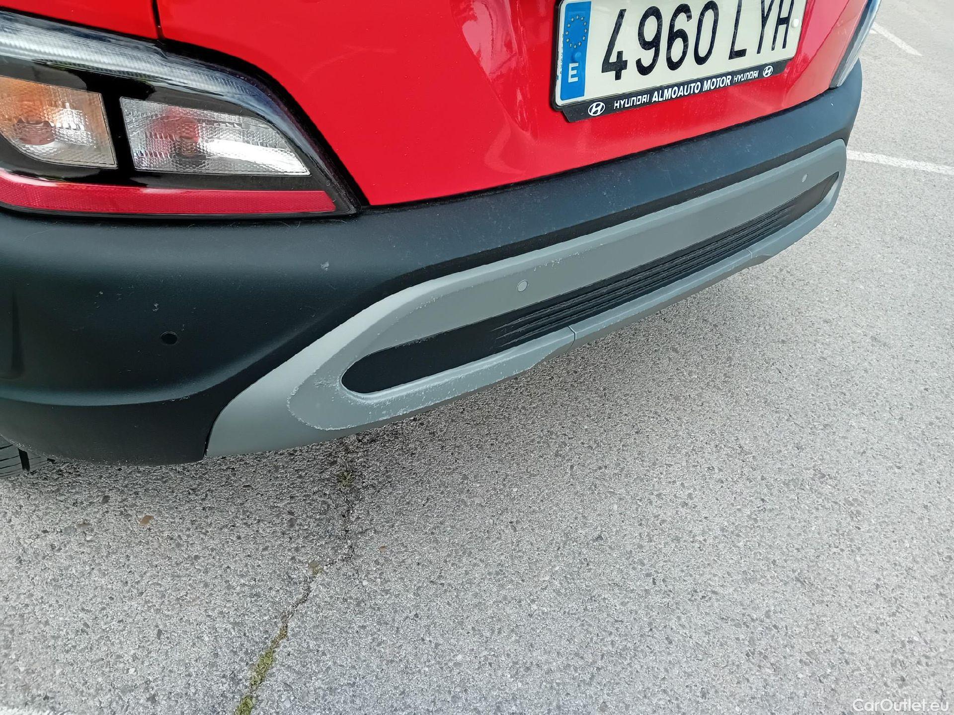  Hyundai  Konna HYUNDAI Kona / 5P / 1.0 TGDI Maxx 4X2 110 CV #19