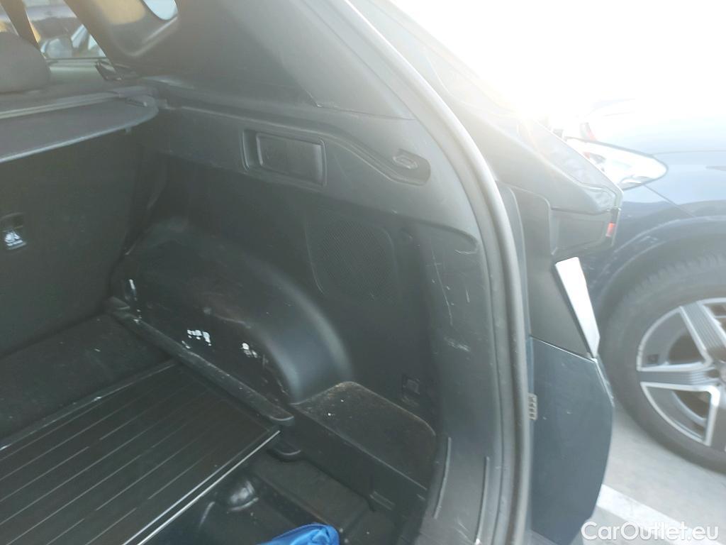  Hyundai  Tucson HYUNDAI  / 2020 / 5P / todoterreno 1.6 TGDI 169kW HEV Tecno Auto 2C #16