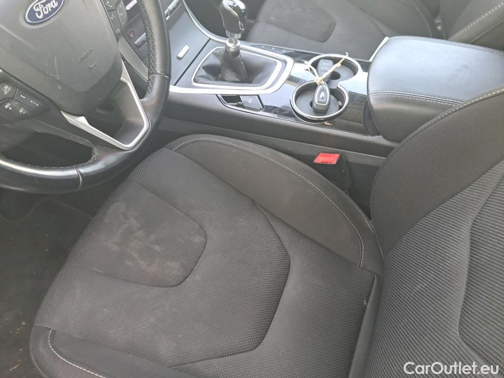  Ford  S-Max FORD  / 2010 / 5P / monovolumen 2.0 TDCi Panther 110kW Titanium #16