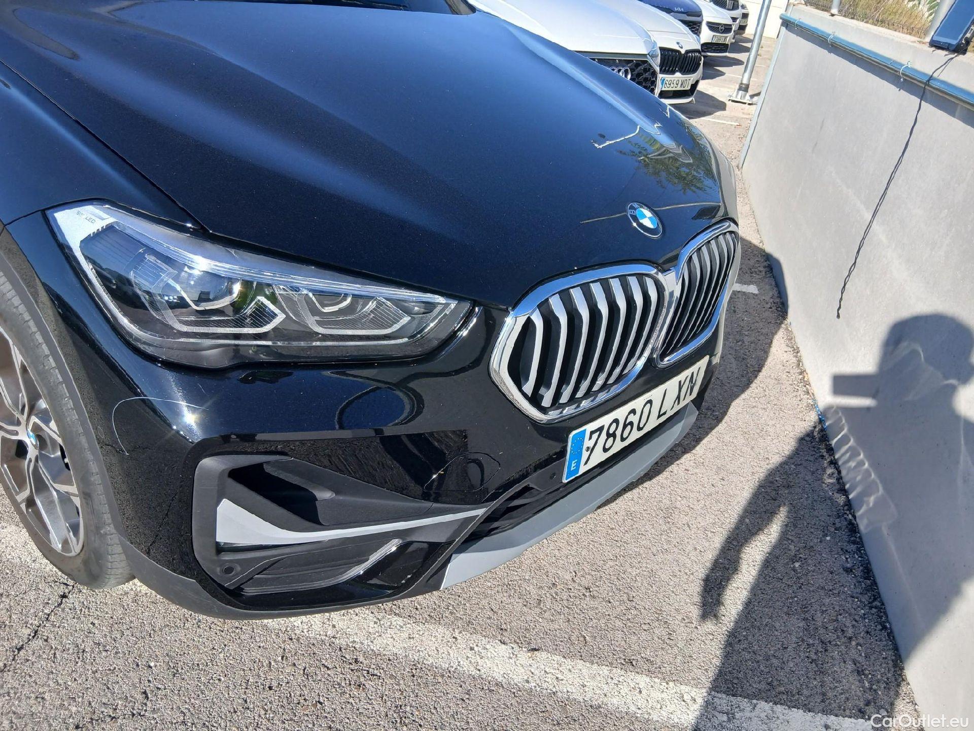  Bmw  X1 BMW  / 2019 / 5P / todoterreno sDrive18d #4