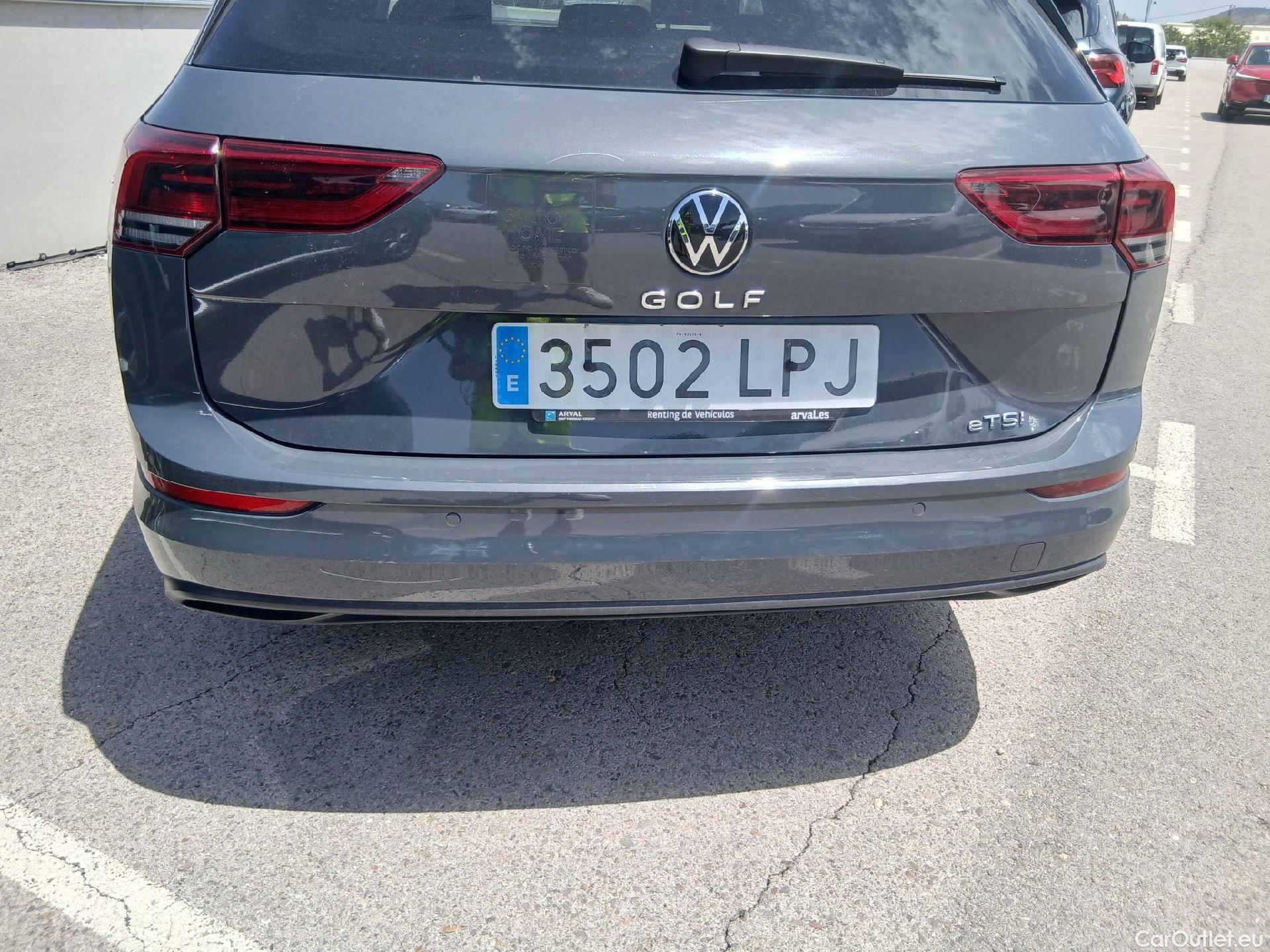  Volkswagen  Golf  VOLKSWAGEN / 2020 / 5P / familiar Life 1.0 eTSI 81kW (110CV) DSG Variant #20