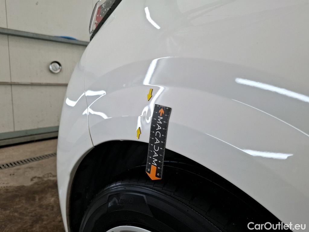  Peugeot  208  Premium 1.5 HDi 100CV BVM6 E6d #2