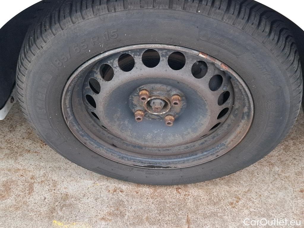  Renault  Clio  IV Air 1.5 dCi 75CV BVM5 E6 #51
