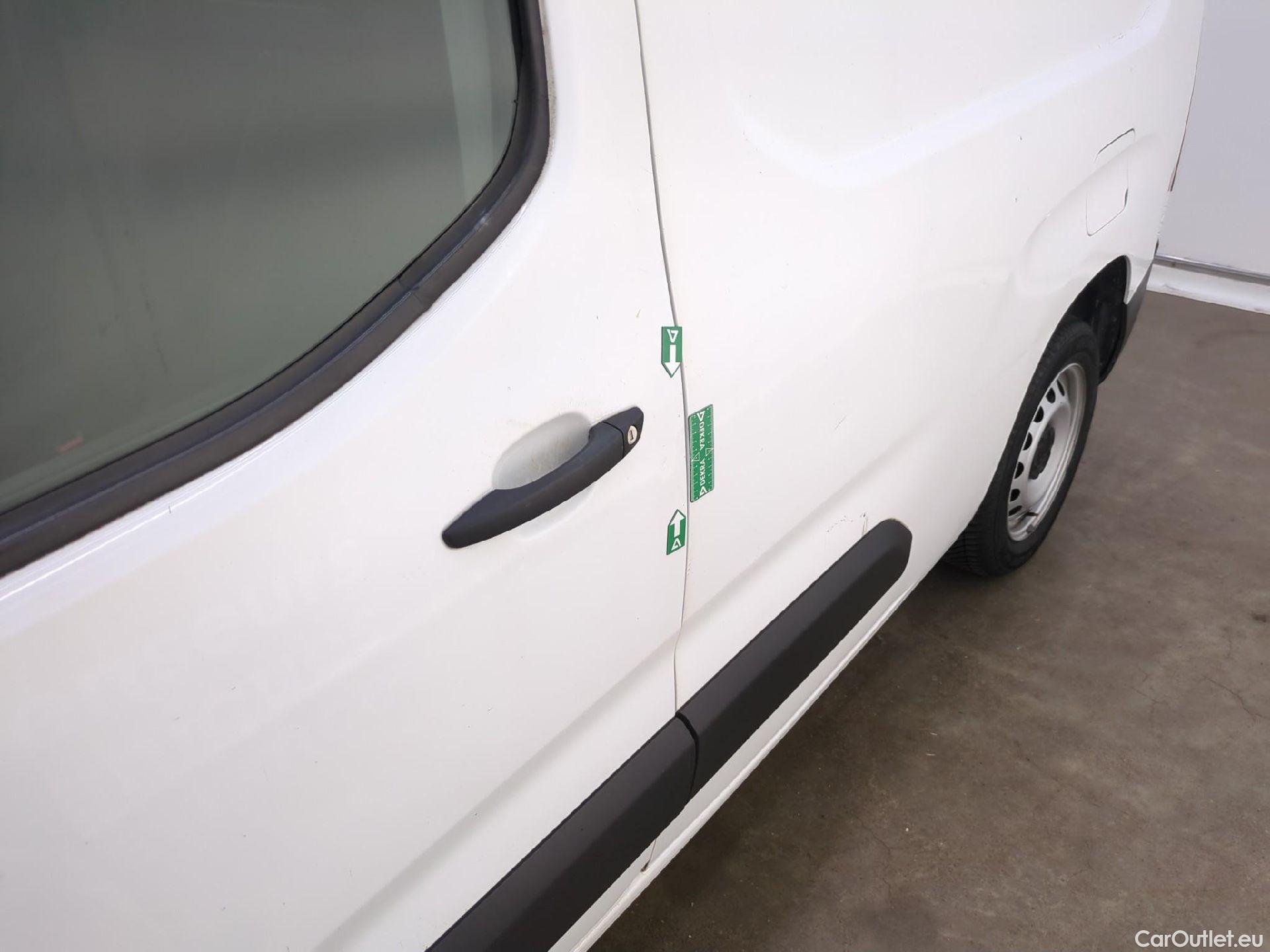  Citroen  Berlingo  Fourgon Club XL 950 1.5 BlueHDi 100CV BVM5 E6dT #90