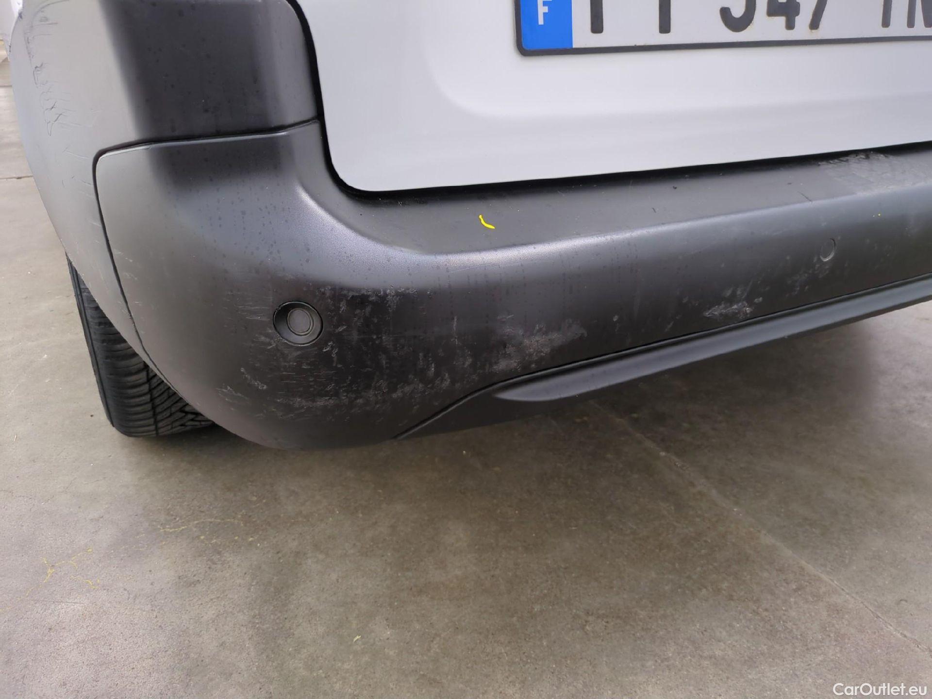  Citroen  Berlingo  Fourgon Club XL 950 1.5 BlueHDi 100CV BVM5 E6dT #106