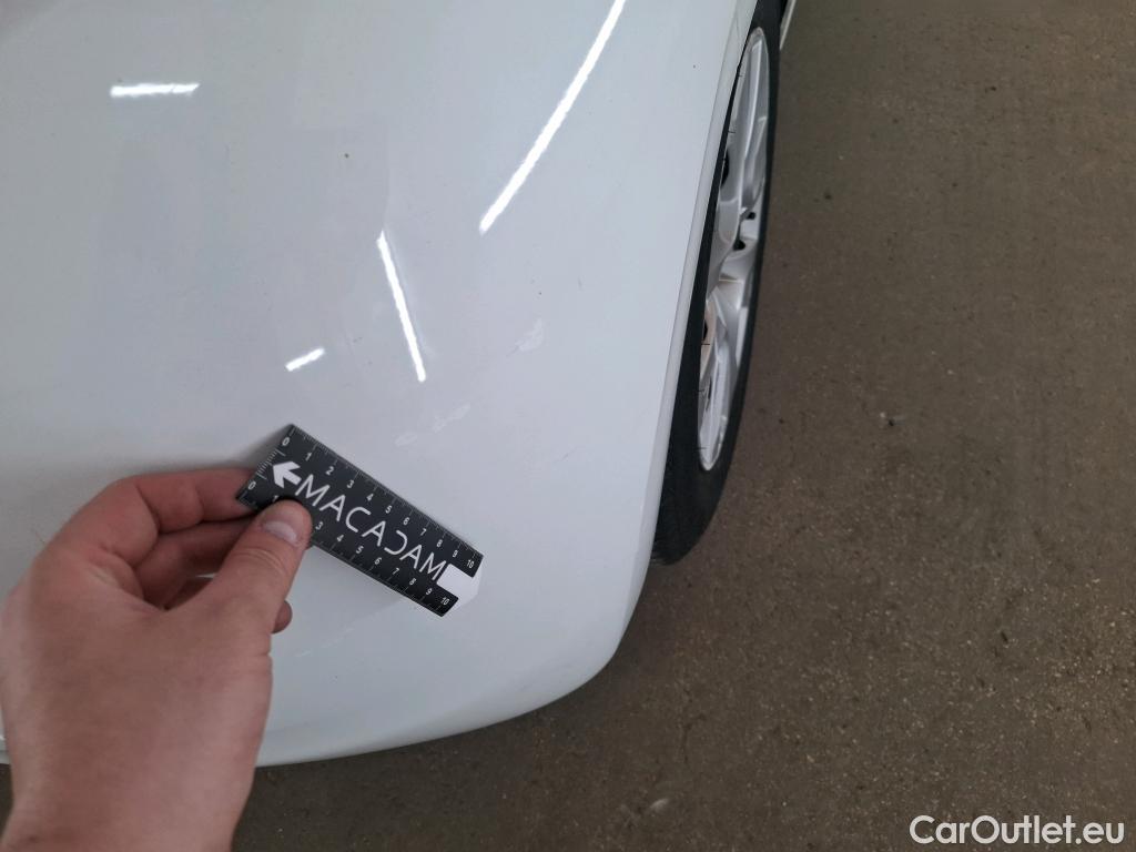  Peugeot  208  Affaire Premium 1.6 HDi 75CV BVM5 E6 #29