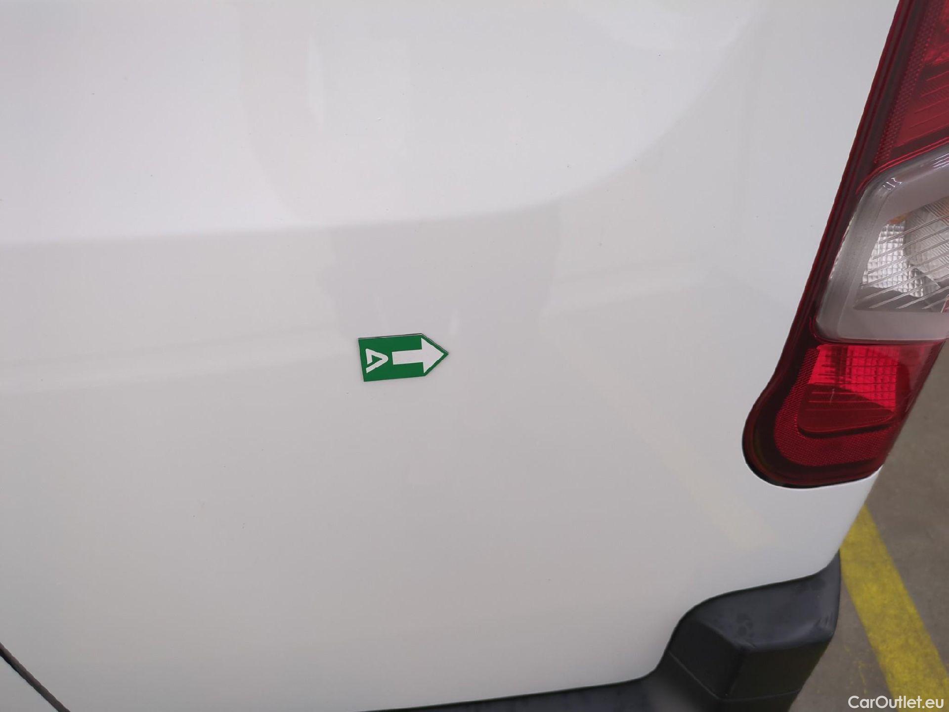  Citroen  Berlingo  Fourgon Club XL 950 1.5 BlueHDi 100CV BVM5 E6dT #15