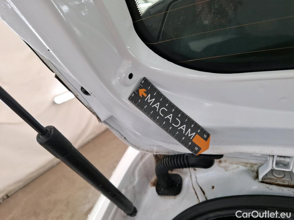  Peugeot  208  Premium 1.5 HDi 100CV BVM6 E6d #37