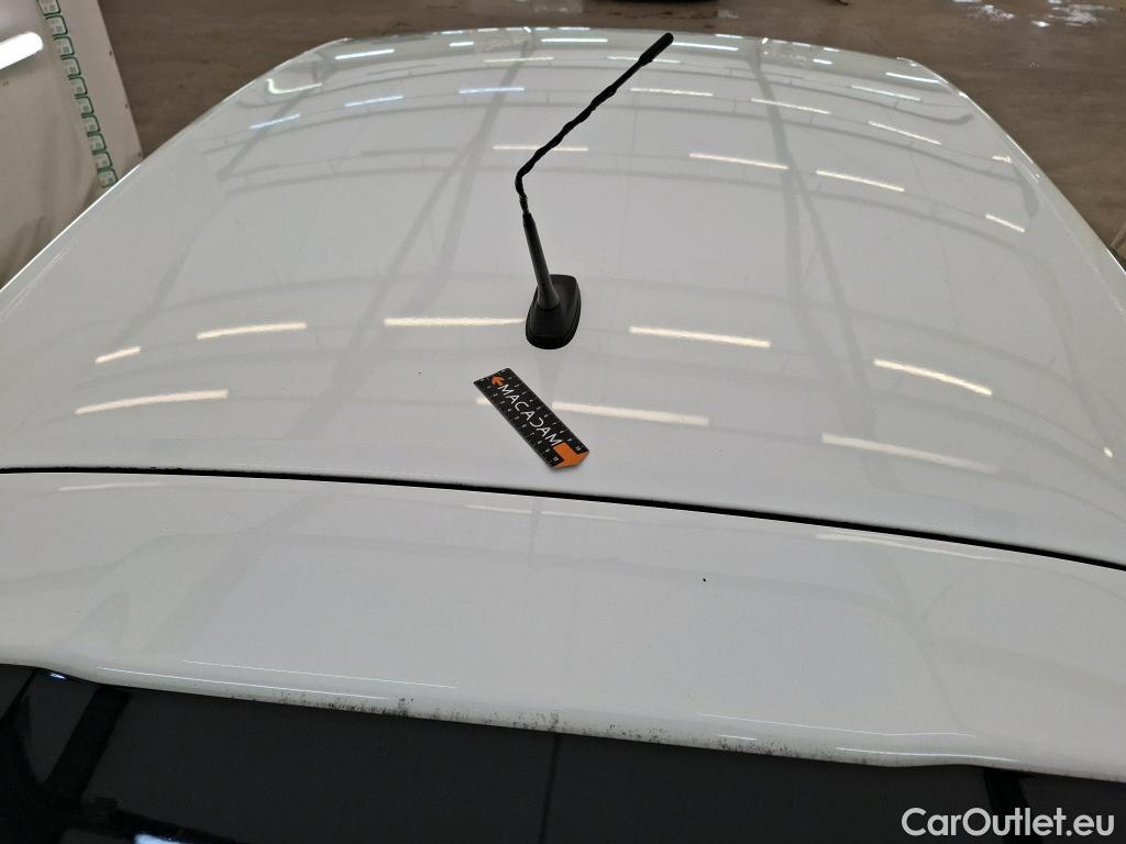  Peugeot  208  Premium 1.5 HDi 100CV BVM6 E6d #29