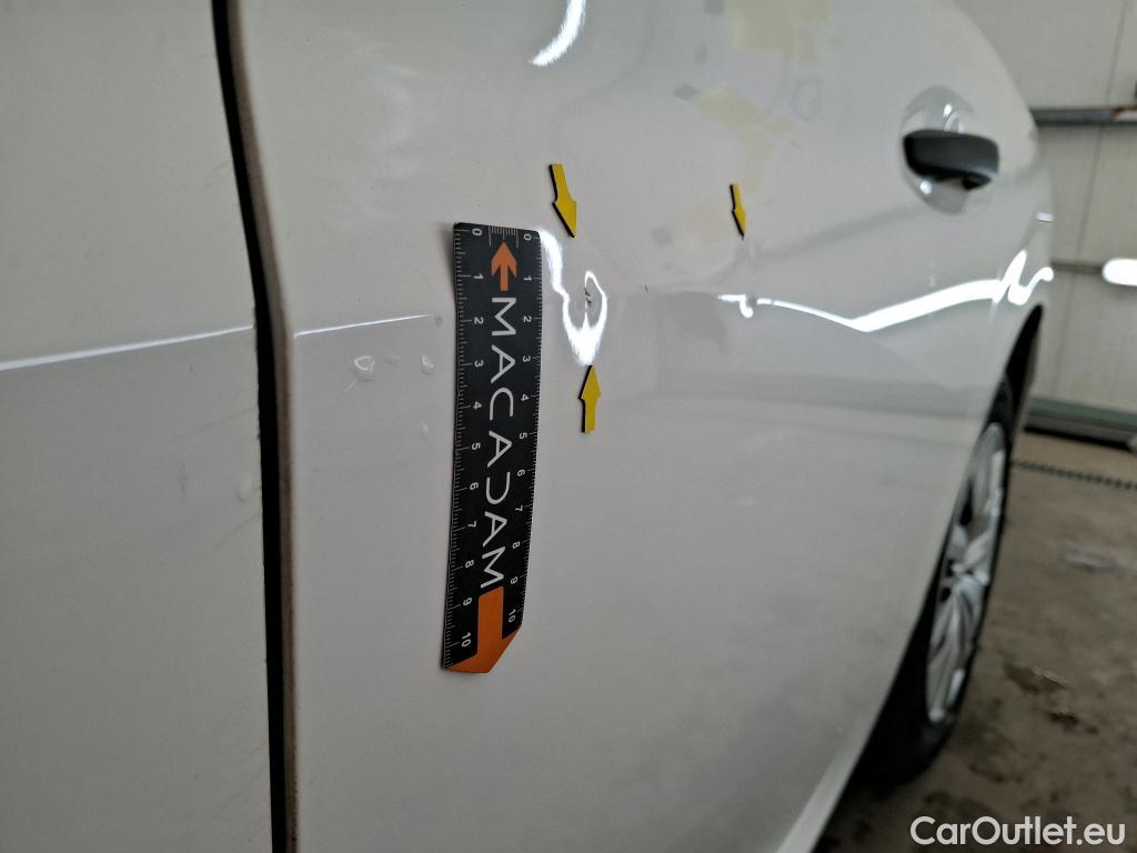  Peugeot  208  Premium 1.5 HDi 100CV BVM6 E6d #17