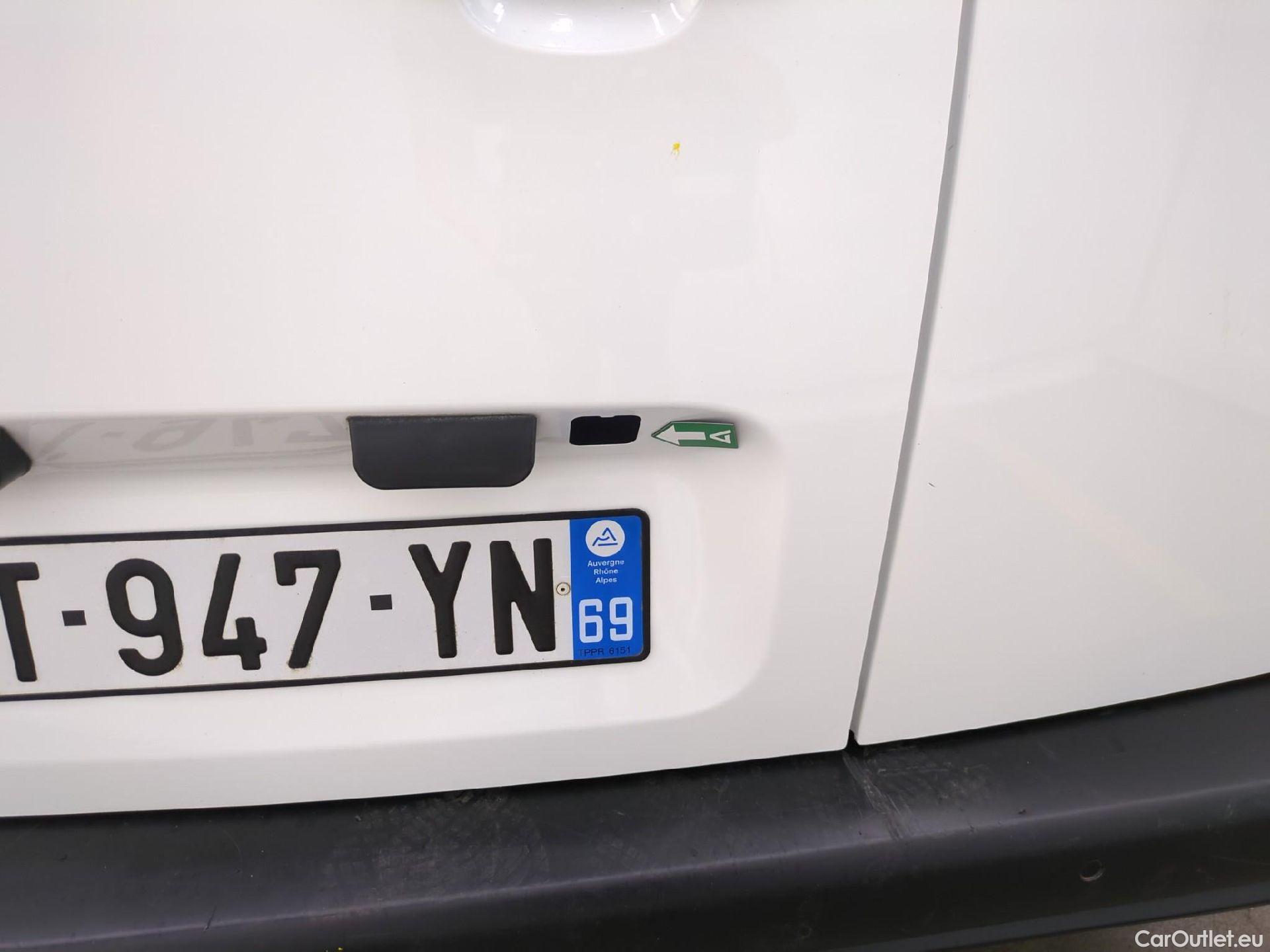  Citroen  Berlingo  Fourgon Club XL 950 1.5 BlueHDi 100CV BVM5 E6dT #16