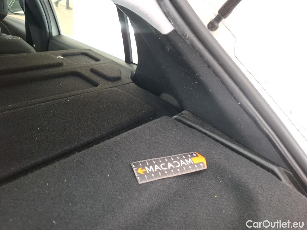  Peugeot  208  Premium 1.5 HDi 100CV BVM6 E6d #26