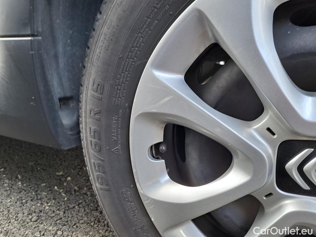  Citroen  C3  Feel 1.2 PureTech 80CV BVM5 E6 #64