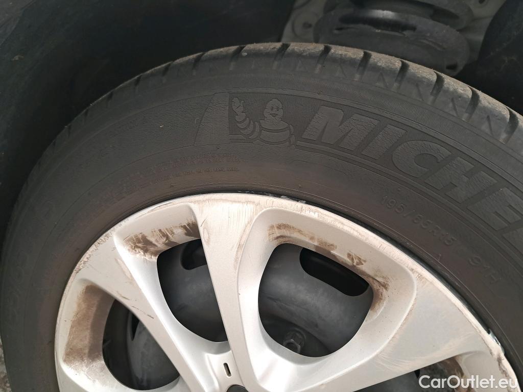  Citroen  C3  Feel 1.2 PureTech 80CV BVM5 E6 #46