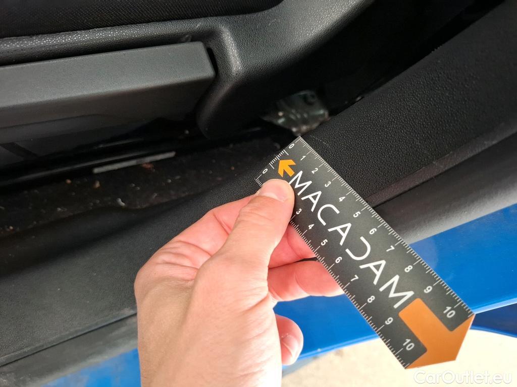  Citroen  C3  Feel Business 1.2 PureTech 80CV BVM5 E6d #4