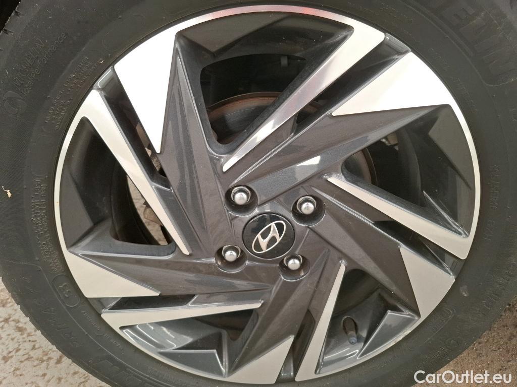  Hyundai  i20 HYUNDAI  / 2020 / 5P / Berline 1.0 T-GDI 100 HYBRID 48V Business #96