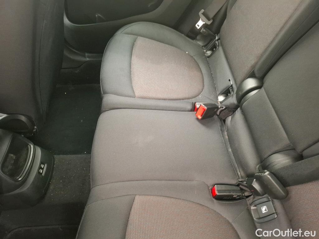  Mini  Countryman MINI  / 2020 / 5P / Crossover Cooper D Business Design 150 BVA8 #35