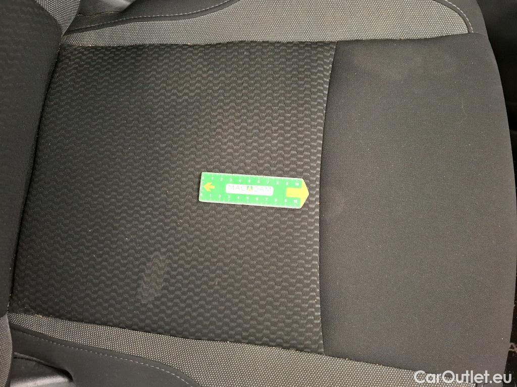  Nissan  Qashqai NISSAN  / 2017 / 5P / Crossover 1.5 DCI 115 Business Edition #94