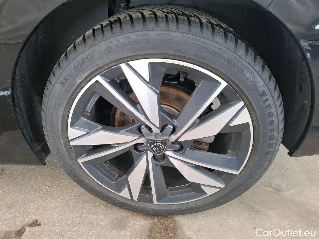  Peugeot  308  Allure 1.2 PureTech 130CV BVA8 E6d #32