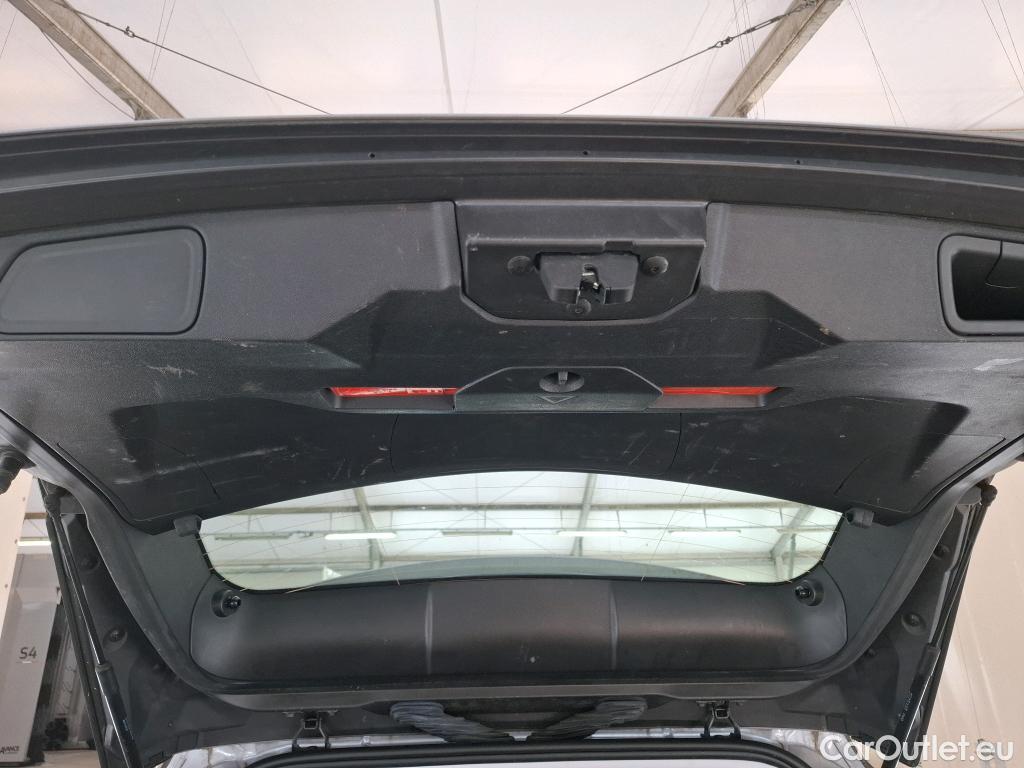  Peugeot  3008  II Active Pack 1.2 PureTech 130CV BVM6 E6d #17