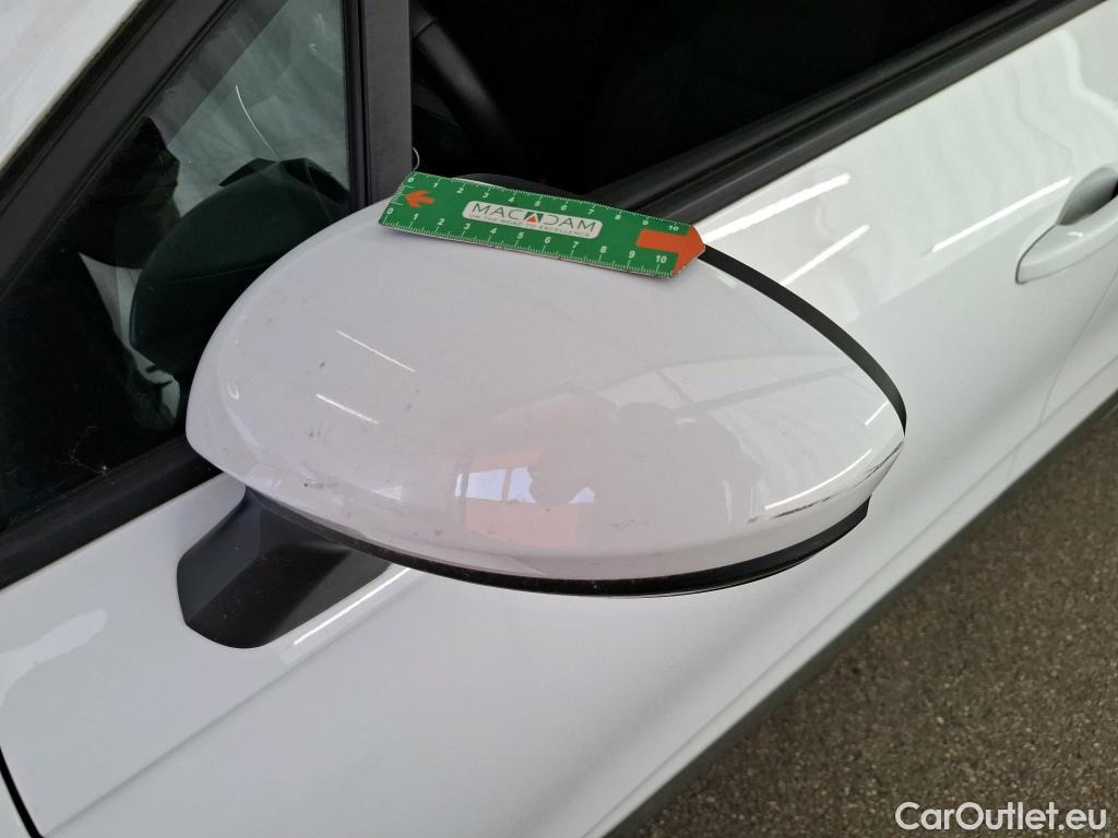  Renault  Clio  V Business 1.6 E-TECH Hybrid 140CV BVA6 E6d #48